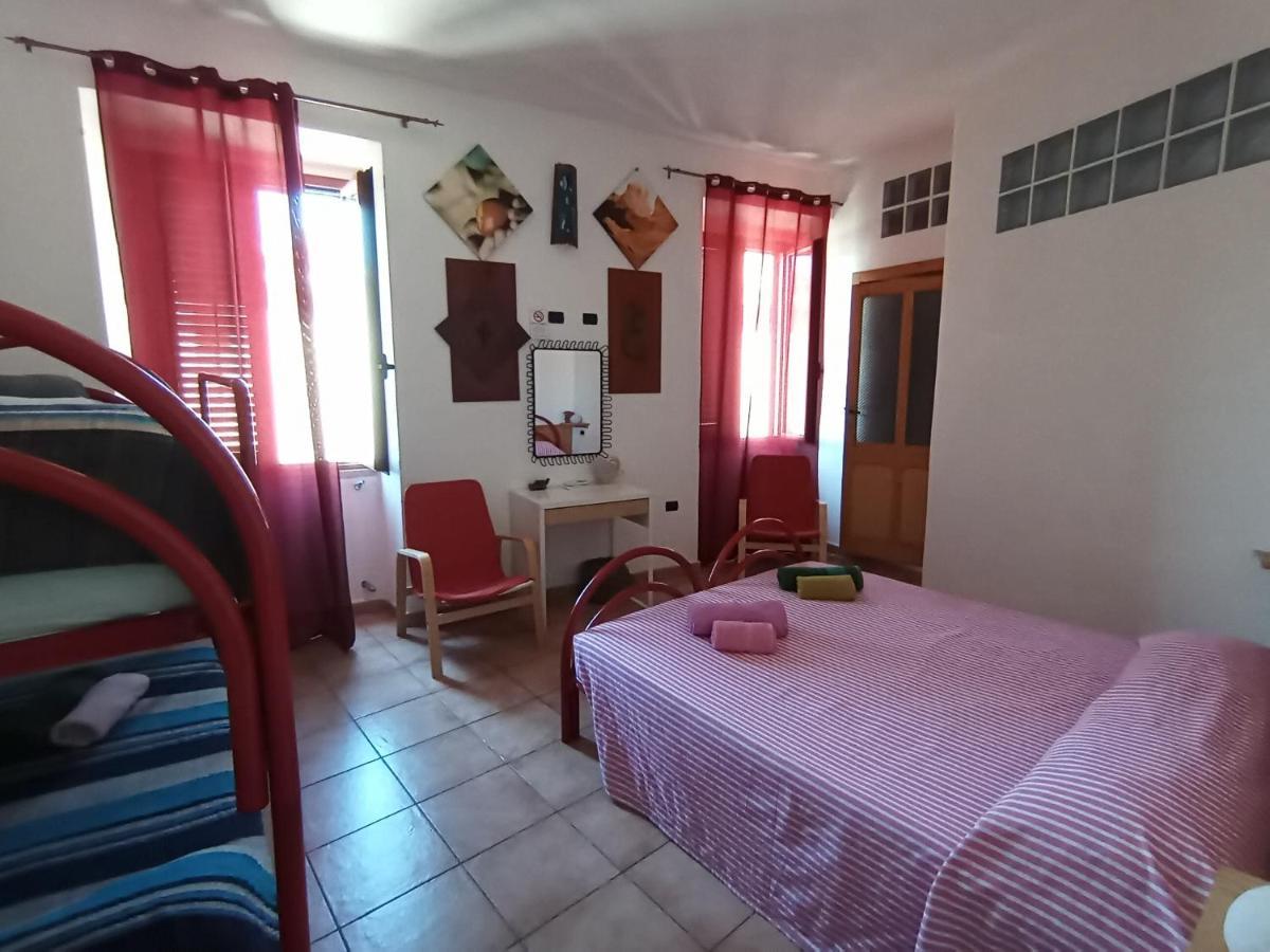 Orgosolo B&B Sardegna エクステリア 写真