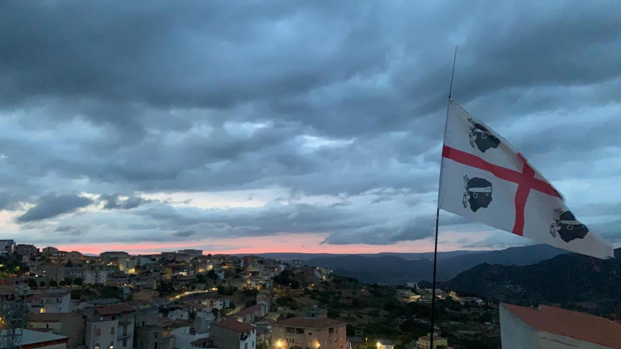 Orgosolo B&B Sardegna エクステリア 写真